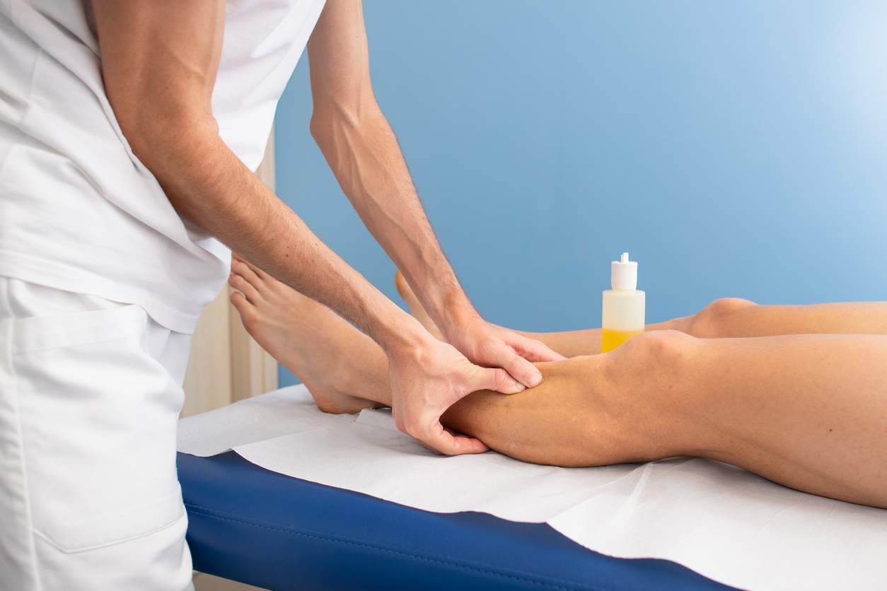 Faire des massages soulage la périostite tibiale